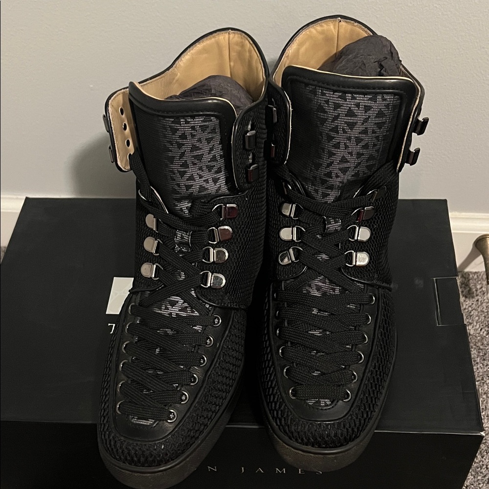 Christian Louboutin Louis Black High-Top Sneakers - Picture 12 of 14